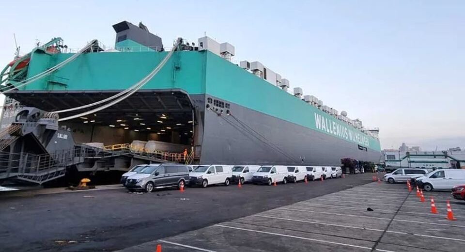 Rena Monrovia When You Transport Something By Car